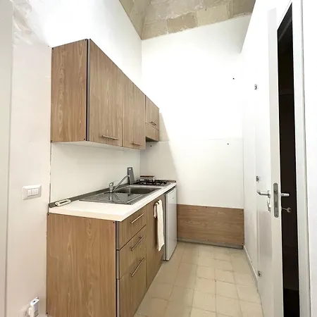 Apartment Cortile Bassi 185