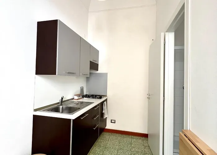 Cortile Bassi 185 *