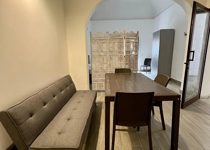 아파트 Cortile Bassi 185 트라파니